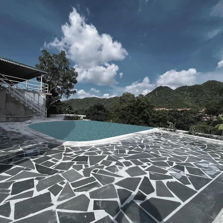 The Riverside Estate - 3Bedroom Private Pool Villa In Udaipur India